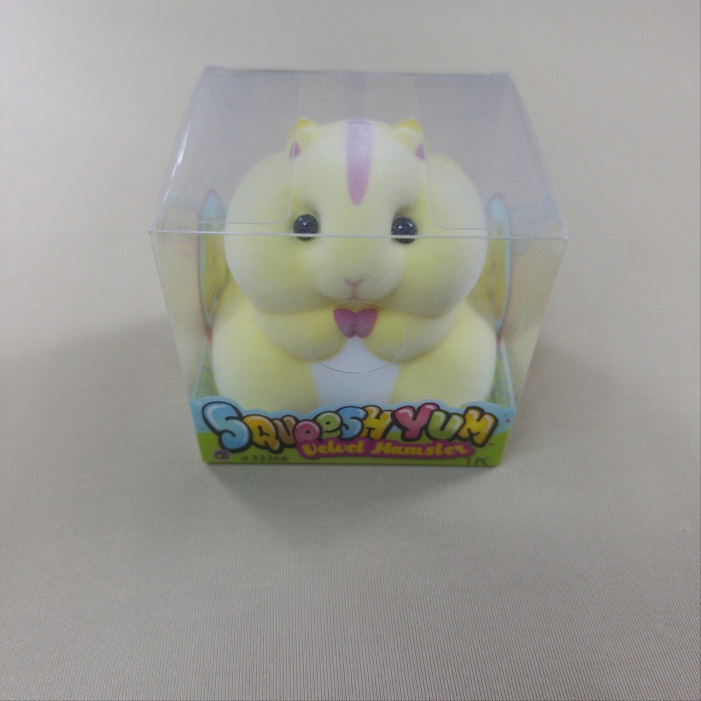 JA-RU Squeeshy Yum Velvet Hamster Kids OS Yellow NWT Squishy Sensory Toy 33366